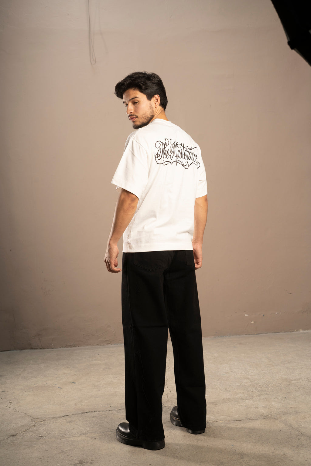 CAMISETA OVERSIZE MASTERPIECE WHITE