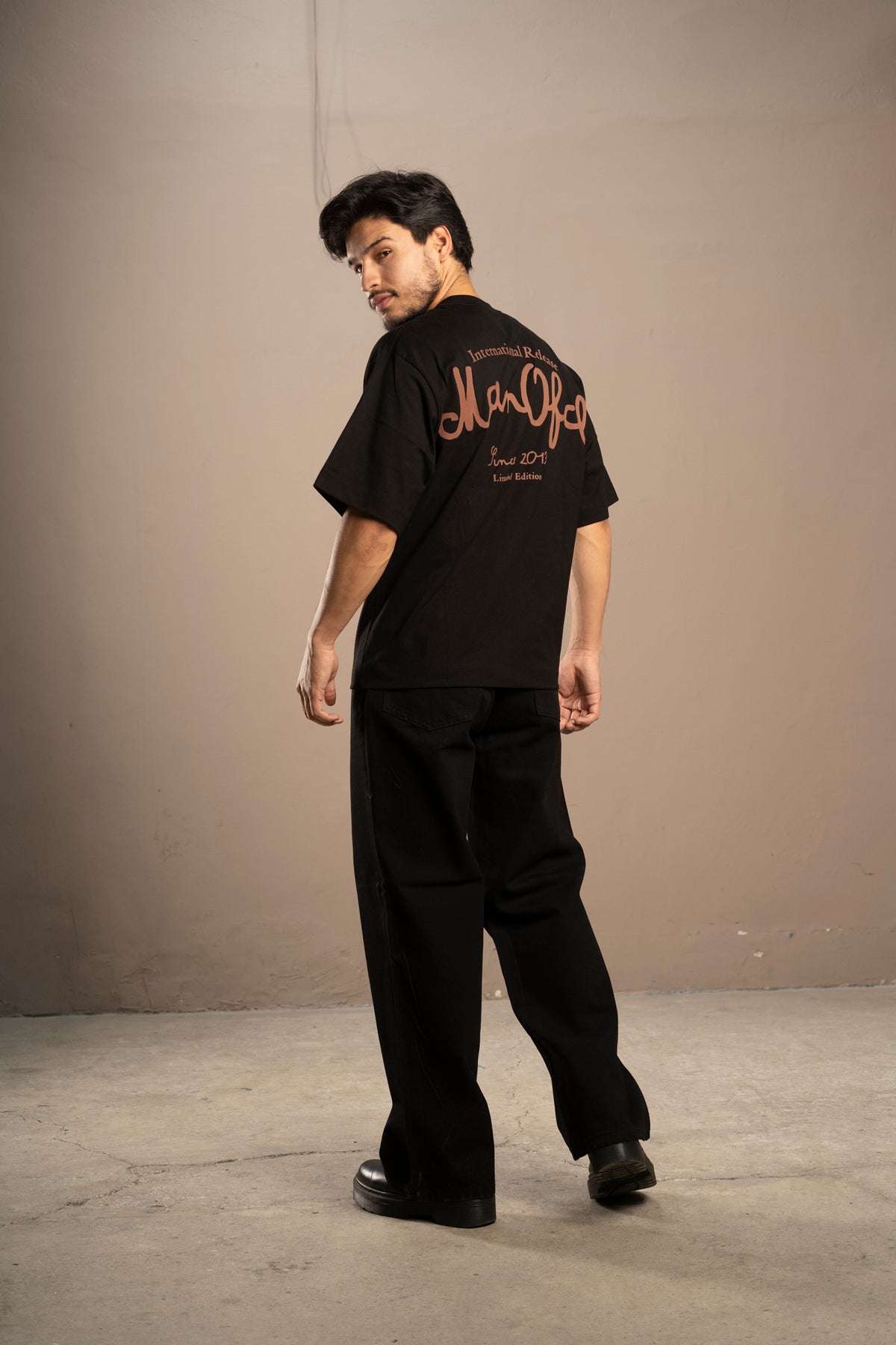 CAMISETA OVERSIZE MIDNIGHT CLUB