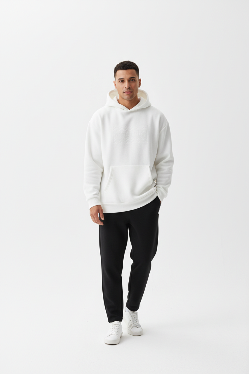Hoodie blanca en estudio masculino